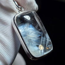 Load image into Gallery viewer, Blue Needle Quartz Pendant – 天然蓝针水晶吊坠
