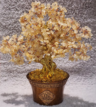 Load image into Gallery viewer, 🌳✨ Crystal Tree – Feng Shui Abundance Tree (Citrine &amp; Amethyst or Citrine)✨🌳
