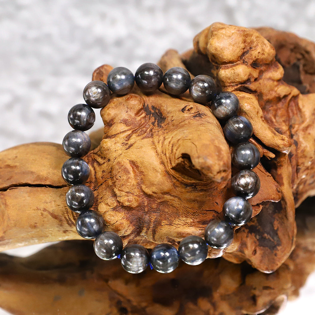 🖤 Feeling Drained? Black Kyanite is Your ENERGY VAMPIRE SHIELD! 🖤
