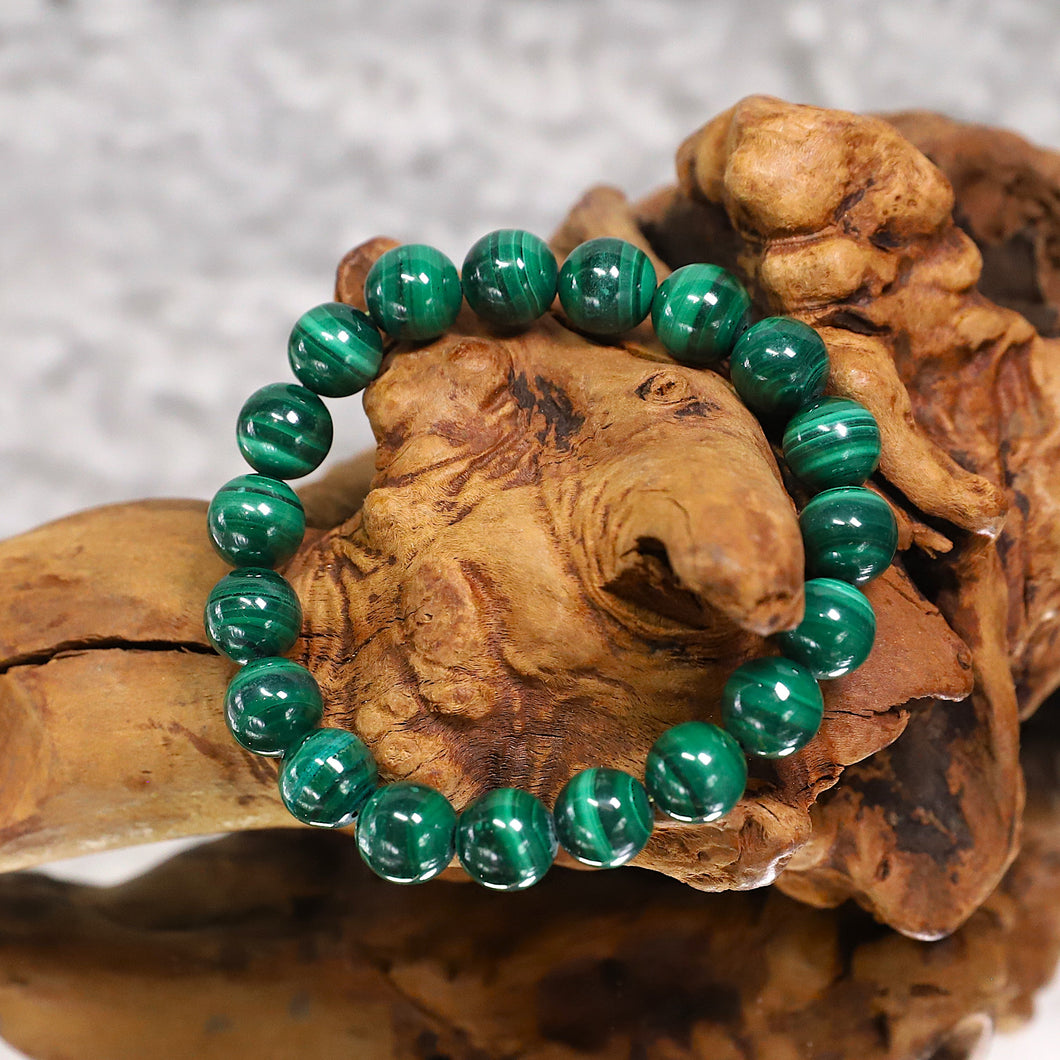 ✨ Malachite Bracelet – Your Shield of Transformation & Abundance! ✨