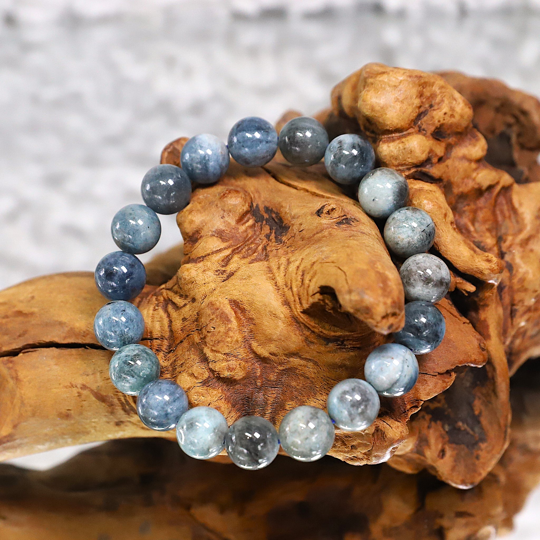 Old Mine Aquamarine Bracelet