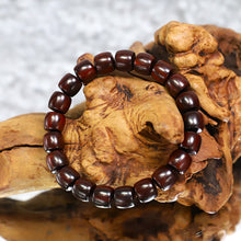 Load image into Gallery viewer, Purple Sandalwood Bracelet
