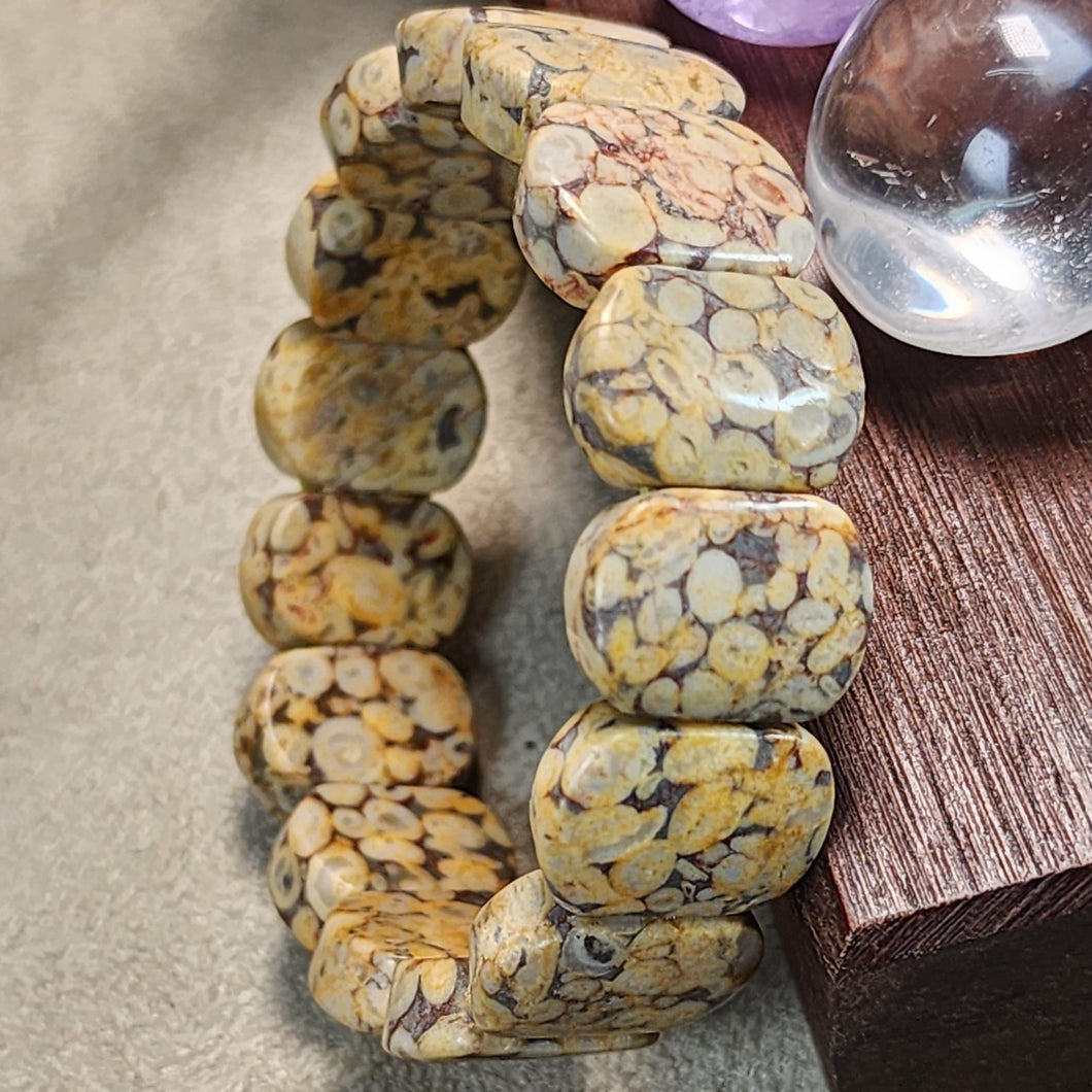 Sam Roi Yod Relic Stone Flat Bracelet