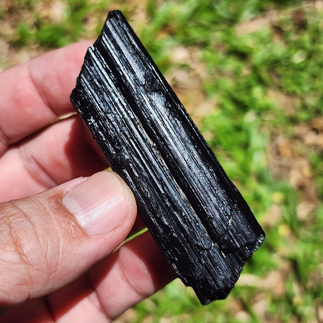 Black Tourmaline (Raw) – Powerful Protection & Grounding Crystal
