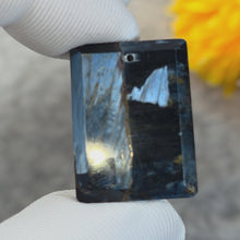 Load and play video in Gallery viewer, Top-Grade Pietersite Pendant – 顶级彼得石吊坠
