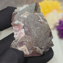 Load and play video in Gallery viewer, Amethyst with Chlorite and Calcite Specimen (Hubei, China) – 湖北紫水晶共生绿泥石与方解石矿标
