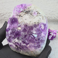Load and play video in Gallery viewer, Polished Amethyst with Calcite &amp; Hematite Display – 抛光紫水晶共生方解石赤铁矿摆件

