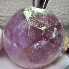Load image into Gallery viewer, Amethyst Trapiche Sphere – 紫水晶太阳花圆球摆件
