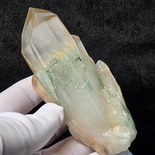 Load image into Gallery viewer, Fuchsite in Quartz (Madagascar) – 马达加斯加绿幽灵水晶
