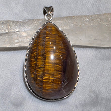 Load image into Gallery viewer, Cacoxenite Pendant – Spiritual Awakening, Abundance &amp; Higher Alignment
