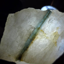 Load image into Gallery viewer, Blue Tourmaline in Quartz Display – 蓝碧玺共生石英矿物摆件
