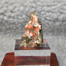 Load image into Gallery viewer, Thomsonite with Mesolite Specimen (India) – 印度托姆森石伴中沸石矿物标本

