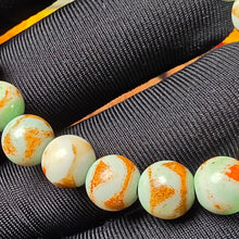 Load image into Gallery viewer, Tibetan Tiger Tooth Green Dzi Bead Bracelet – 西藏虎牙绿天珠手链

