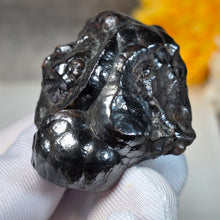 Load image into Gallery viewer, Botryoidal Hematite Specimen Display (Morocco) – 摩洛哥葡萄状赤铁矿标本摆件
