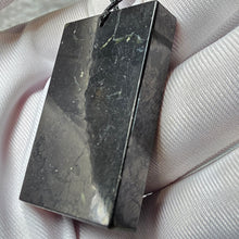 Load image into Gallery viewer, Shungite Pendant – 次石墨吊坠
