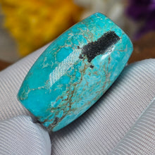 Load image into Gallery viewer, Turquoise Barrel Shaped Bead (Hubei) – 湖北绿松石桶珠路路通
