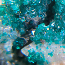 Load image into Gallery viewer, Raw Dioptase Pendant (Congo) – 刚性翠铜矿原石吊坠

