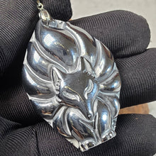 Load image into Gallery viewer, Terahertz 9-Tailed Fox Pendant – 太赫兹九尾狐
