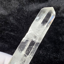 Load image into Gallery viewer, Laser Quartz Crystal Wand (Brazil) – 激光水晶能量棒
