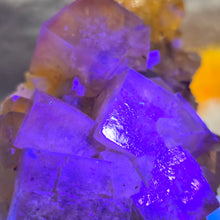 Load image into Gallery viewer, Yellow Fluorite Mineral Specimen (Morocco) – 摩洛哥天然黄色萤石矿物标本
