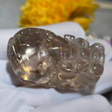 Load image into Gallery viewer, Golden Rutilated Quartz Pixiu Carving Display – 金发晶貔貅摆件
