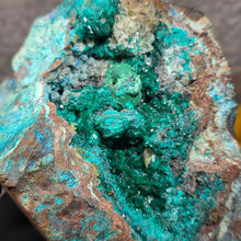 Load image into Gallery viewer, Dioptase with Malachite, Shattuckite &amp; Chrysocolla Specimen (Congo) – 刚果翠铜矿共生孔雀石、蓝铜矿与蓝铜矿石矿标
