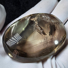 Load image into Gallery viewer, Citrine Palm Stone – 黄水晶
