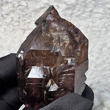 Load image into Gallery viewer, Super 7 Crystal – Amplified Energy, Healing &amp; Spiritual Growth
