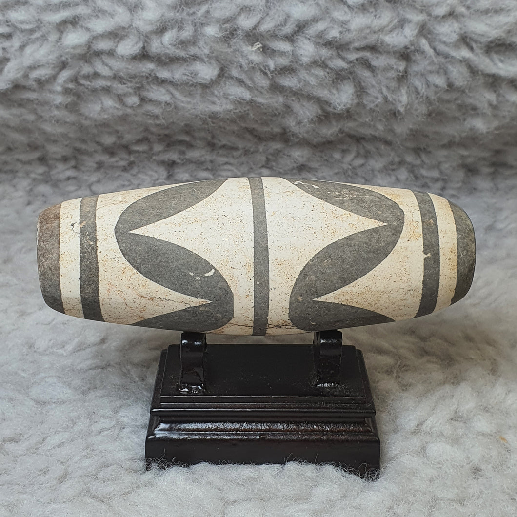 🐯 Double Tiger Tooth Dzi — Power • Protection • Prosperity 🐯