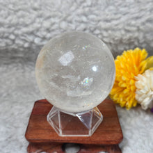 Load image into Gallery viewer, Clear Quartz Sphere – 白水晶圆球摆件
