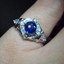Load image into Gallery viewer, Blue Sapphire Ring (Adjustable) – 蓝宝石可调节戒指
