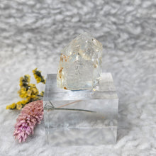 Load image into Gallery viewer, White Topaz (Myanmar) – Clarity, Truth &amp; Focus
