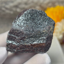 Load image into Gallery viewer, Specular Hematite Specimen Display (Michigan, USA) – 美国密歇根镜铁矿标本摆件
