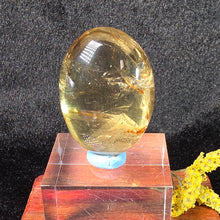 Load image into Gallery viewer, Citrine Palm Stone – 黄水晶
