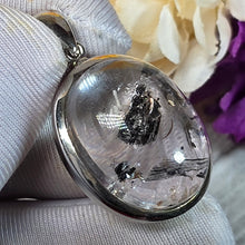 Load image into Gallery viewer, Herkimer Diamond Polished Pendant – 赫基蒙水晶抛光吊坠
