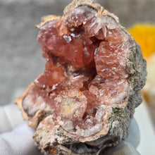 Load image into Gallery viewer, Pink Amethyst Geode Display (Argentina) – 阿根廷粉色紫水晶晶洞摆件
