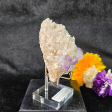 Load image into Gallery viewer, Amethyst on Quartz Cluster Display (Jackson's Crossroads, Wilkes County, Georgia, USA) – 美国乔治亚州威尔克斯县 Jackson's Crossroads 紫水晶共生石英天然矿物摆件
