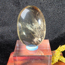 Load image into Gallery viewer, Citrine Palm Stone – 黄水晶
