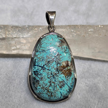 Load image into Gallery viewer, Chrysocolla Pendant (Congo) – 刚果硅孔雀石吊坠
