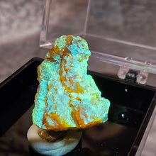 Load image into Gallery viewer, Zincite Specimen (Poland) – Vitality, Abundance &amp; Energy Amplifier
