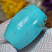 Load image into Gallery viewer, Turquoise Barrel Shaped Bead (Hubei) – 湖北绿松石桶珠路路通
