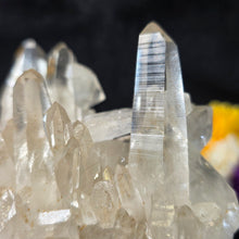 Load image into Gallery viewer, Clear Quartz Cluster Display (Green Ridge, Washington, USA) – 美国华盛顿州 Green Ridge 天然透明水晶簇矿物摆件
