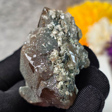 Load image into Gallery viewer, Amethyst with Chlorite and Calcite Specimen (Hubei, China) – 湖北紫水晶共生绿泥石与方解石矿标
