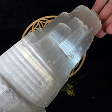 Load image into Gallery viewer, Raw Selenite Tower Display (30cm) – 透石膏能量柱摆件
