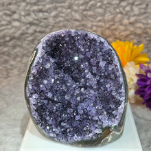 Load image into Gallery viewer, Amethyst Slab Display (Uruguay) – 乌拉圭紫水晶切片摆件

