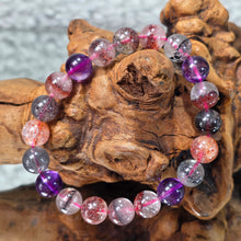 Load image into Gallery viewer, Premium Grade Super 7 Crystal Bracelet – 高品质超七水晶手链
