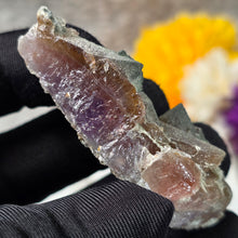 Load image into Gallery viewer, Amethyst with Chlorite and Calcite Specimen (Hubei, China) – 湖北紫水晶共生绿泥石与方解石矿标
