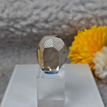Load image into Gallery viewer, Polished Smoky Quartz Azeztulite Display – 抛光烟晶阿赛斯特莱特摆件

