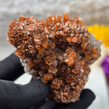 Load image into Gallery viewer, Aragonite Specimen (Bulgaria) – 保加利亚霰石矿标
