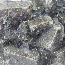 Load image into Gallery viewer, Colour-Changing Fluorite with Pyrite (Nigeria) – 尼日利亚变色萤石共生黄铁矿
